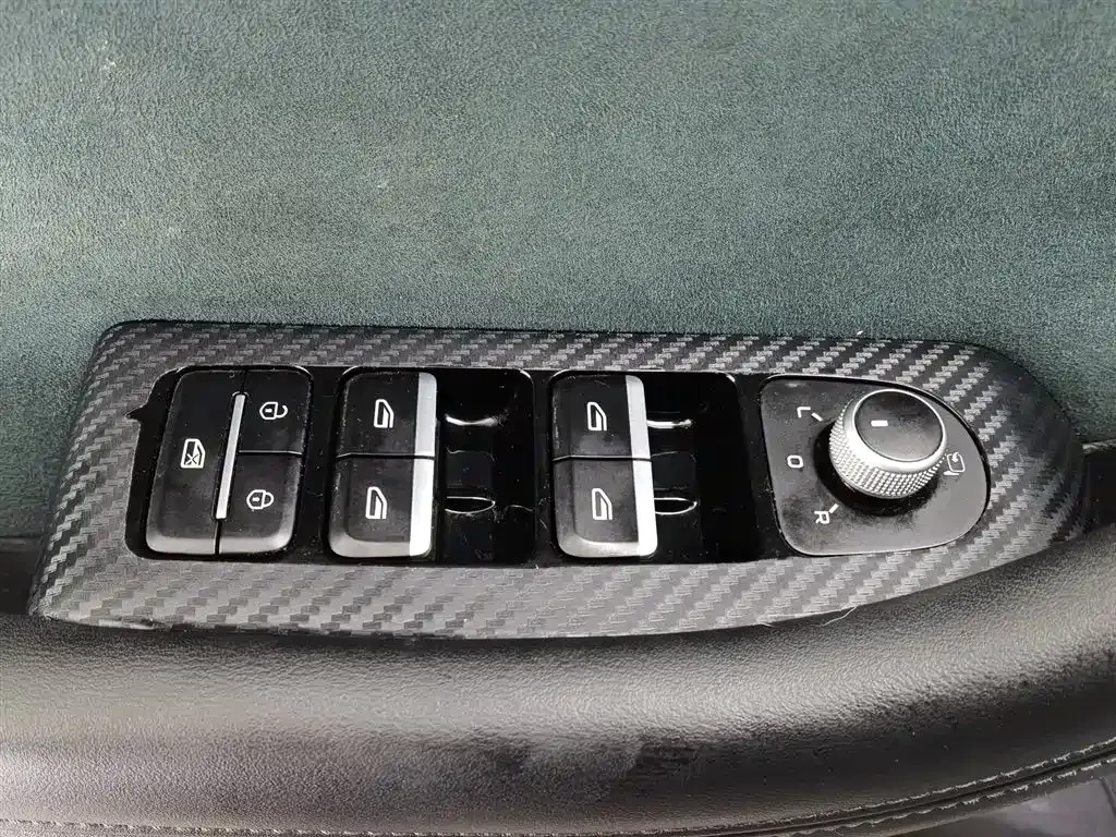 Geely Xingyue L 2022 из CN, фото 10