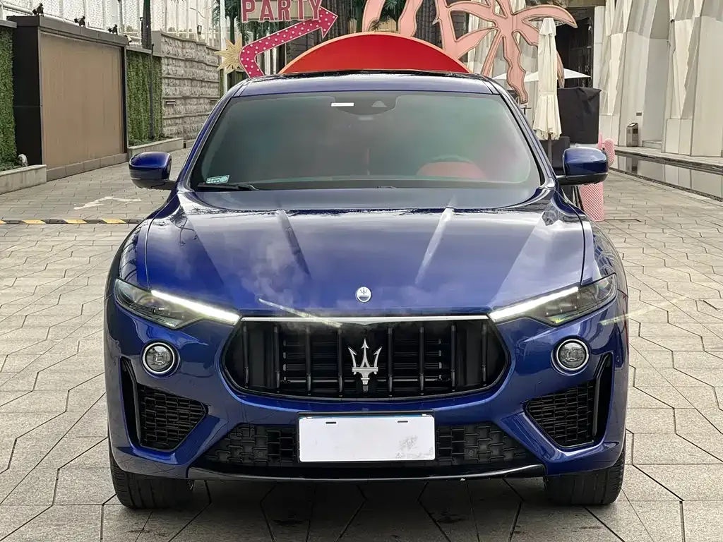 Maserati Levante — фото 7