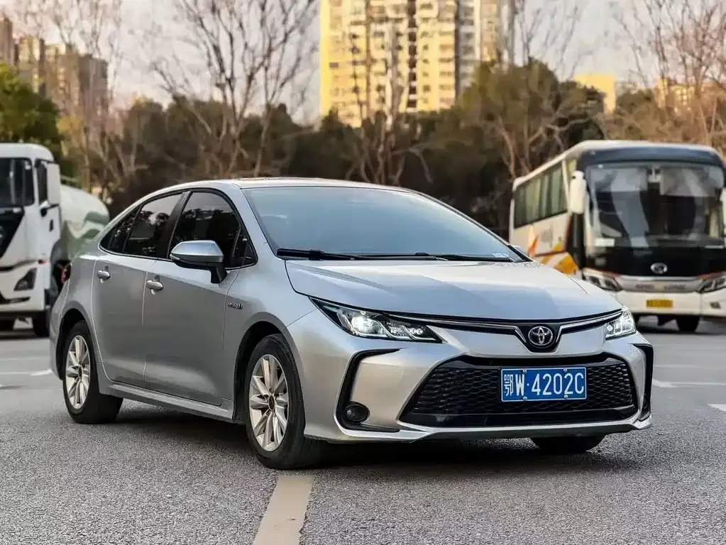 Toyota Corolla 2023 из CN, фото 3