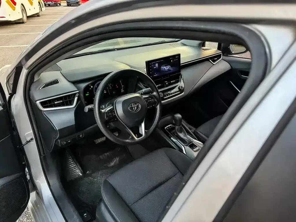 Toyota Corolla 2023 из CN, фото 8
