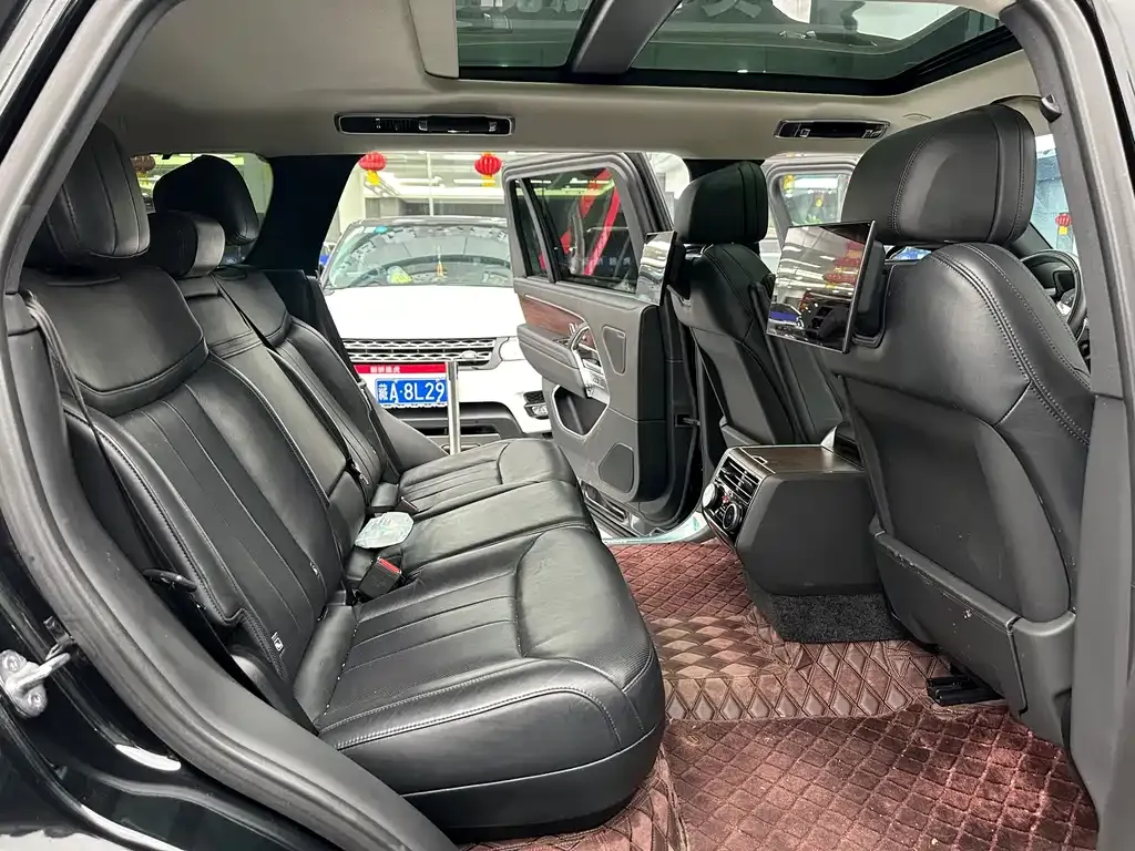 Land Rover Range Rover 2023 из CN, фото 4