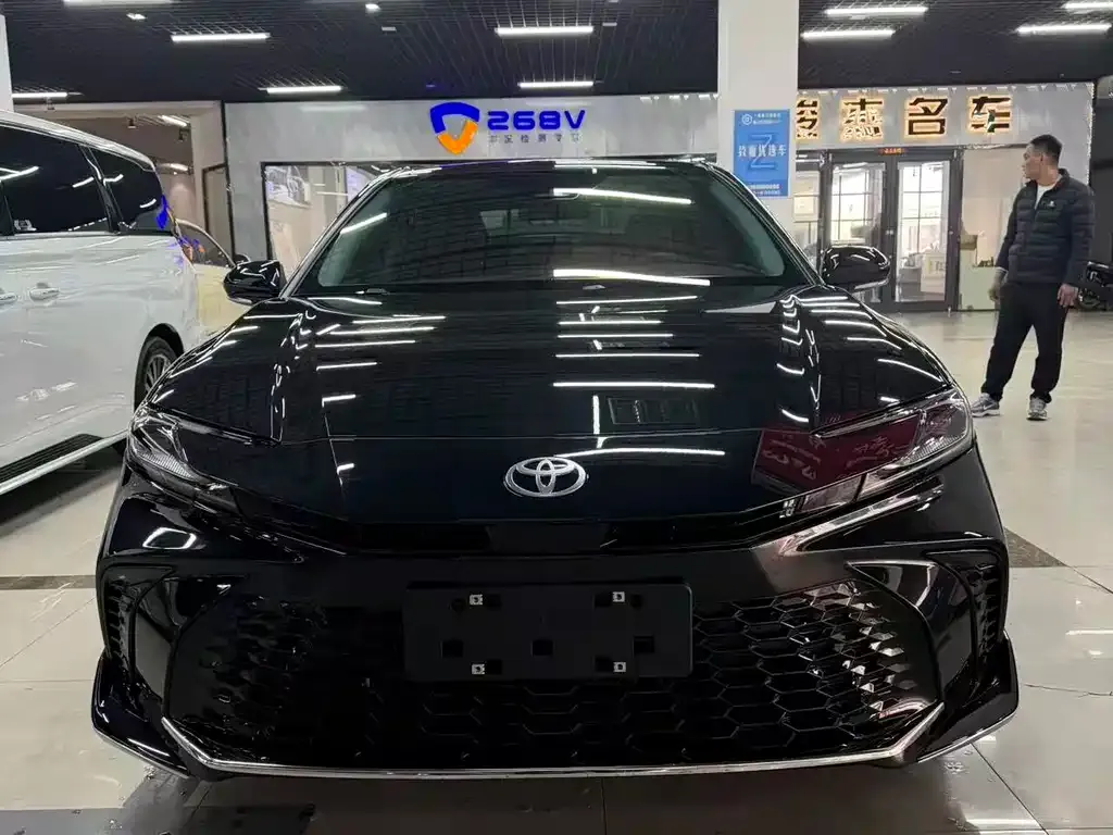 Toyota Camry 2025 из CN, фото 6