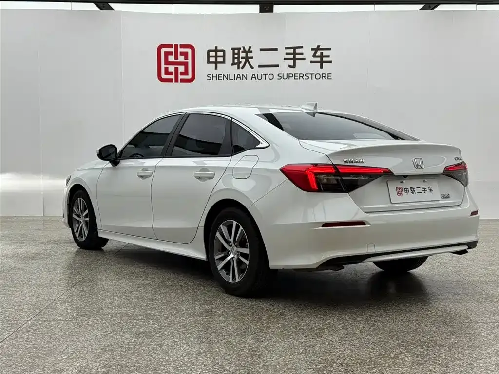 Honda Civic — фото 5