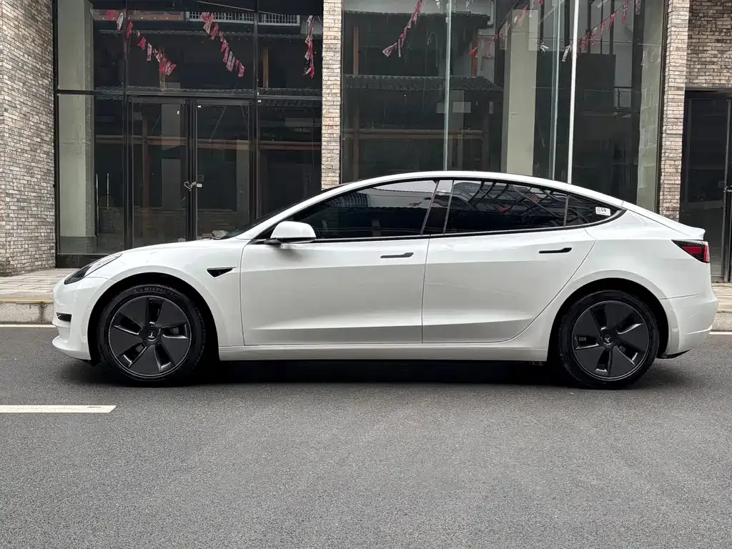 Tesla Model 3 2023 из CN, фото 10