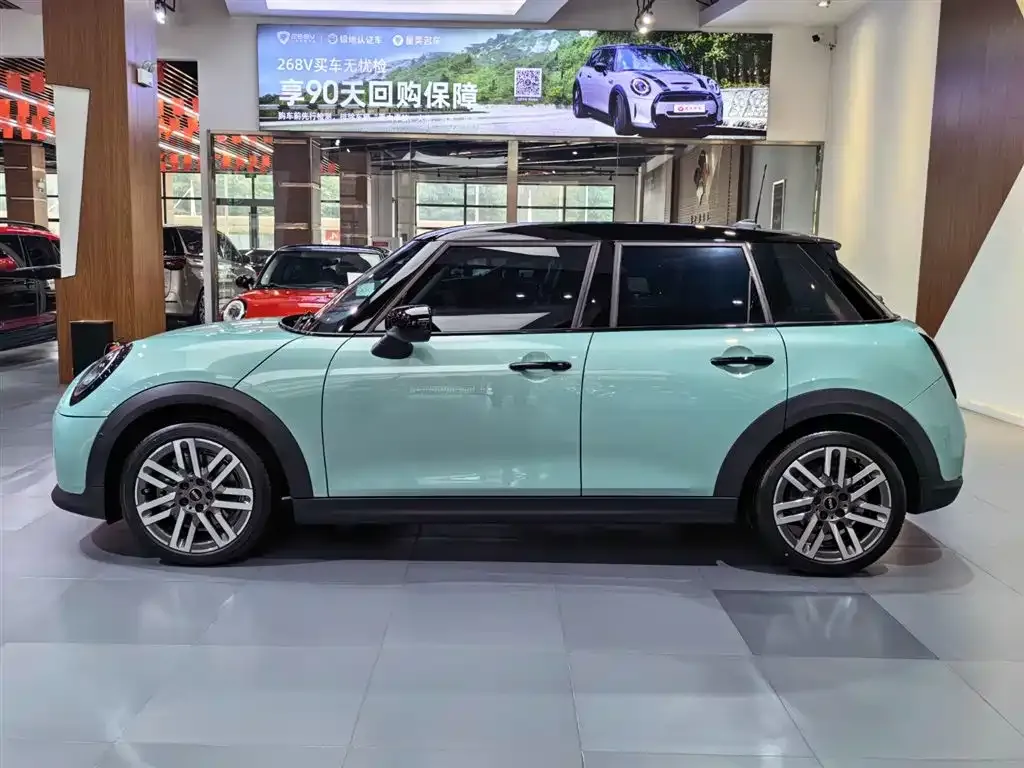 MINI Cooper (3-door) 2025 из CN, фото 5