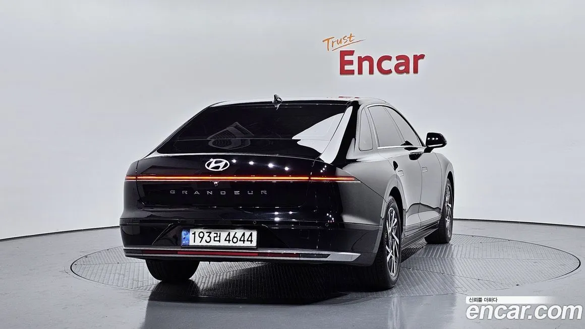 Hyundai Grandeur 2023 из KR, фото 9