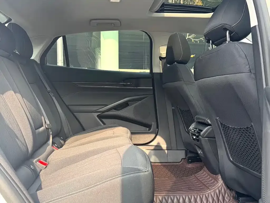 Ford Mondeo 2022 из CN, фото 9