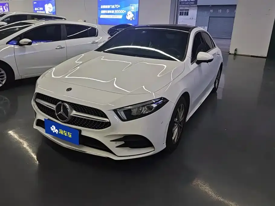 Mercedes-Benz A-Class — фото 1