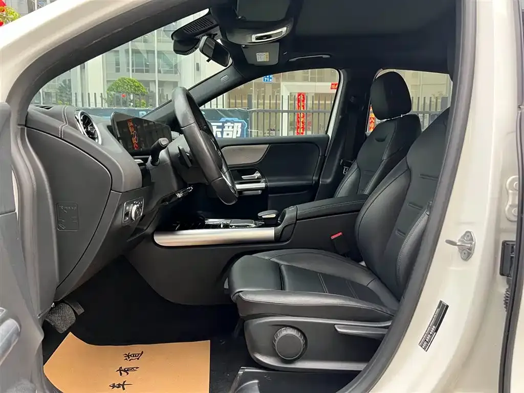 Mercedes-Benz GLA — фото 4