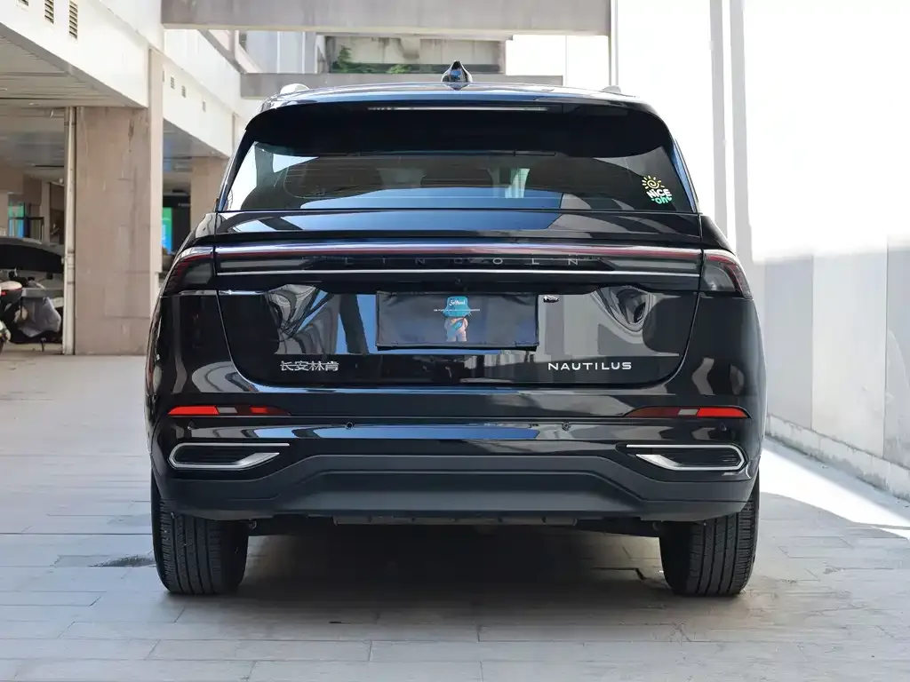 Lincoln Nautilus 2023 из CN, фото 2