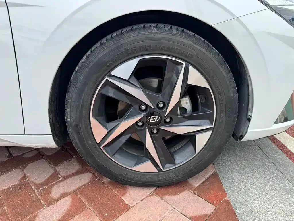 Hyundai Elantra 2022 из CN, фото 5