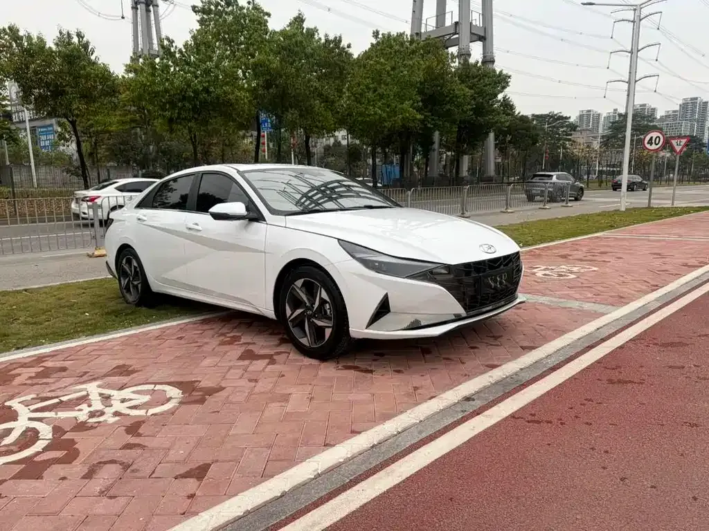 Hyundai Elantra 2022 из CN, фото 7