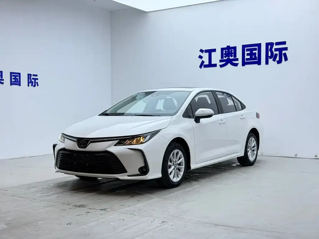 Toyota Corolla 2021 из CN, фото 1
