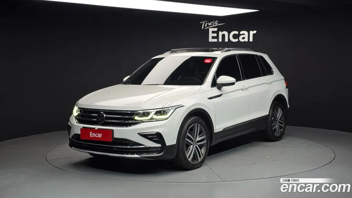 Volkswagen Tiguan — фото 1