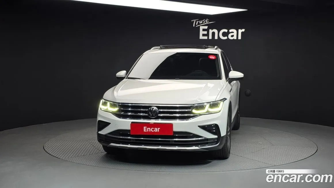 Volkswagen Tiguan — фото 2