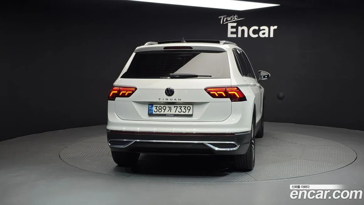 Volkswagen Tiguan — фото 6