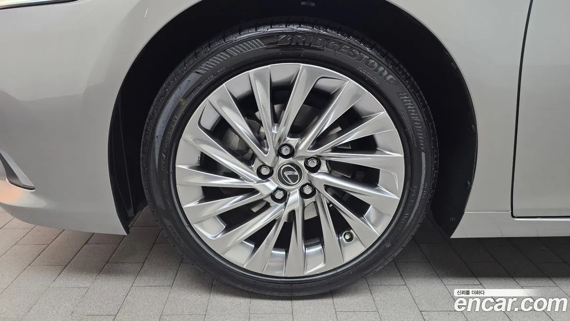 Lexus ES 2022 из KR, фото 10