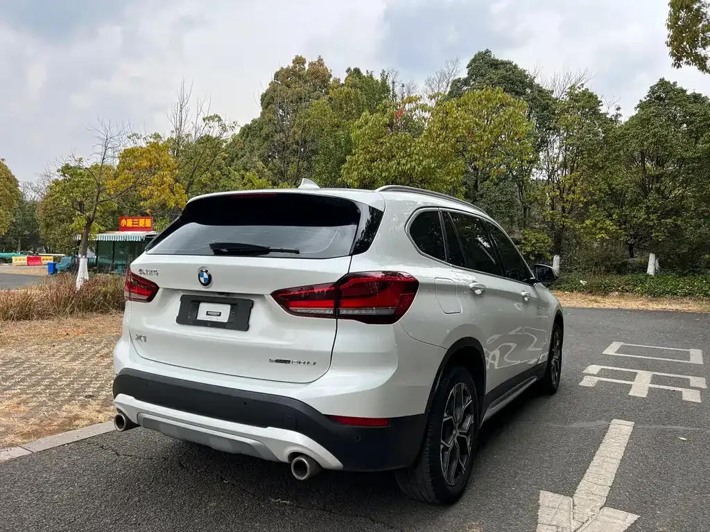 BMW X1 2021 из CN, фото 8