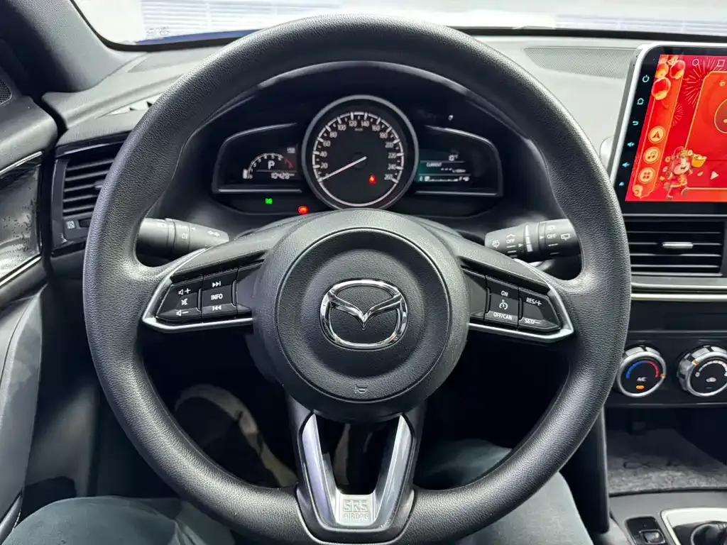 Mazda CX-4 — фото 10
