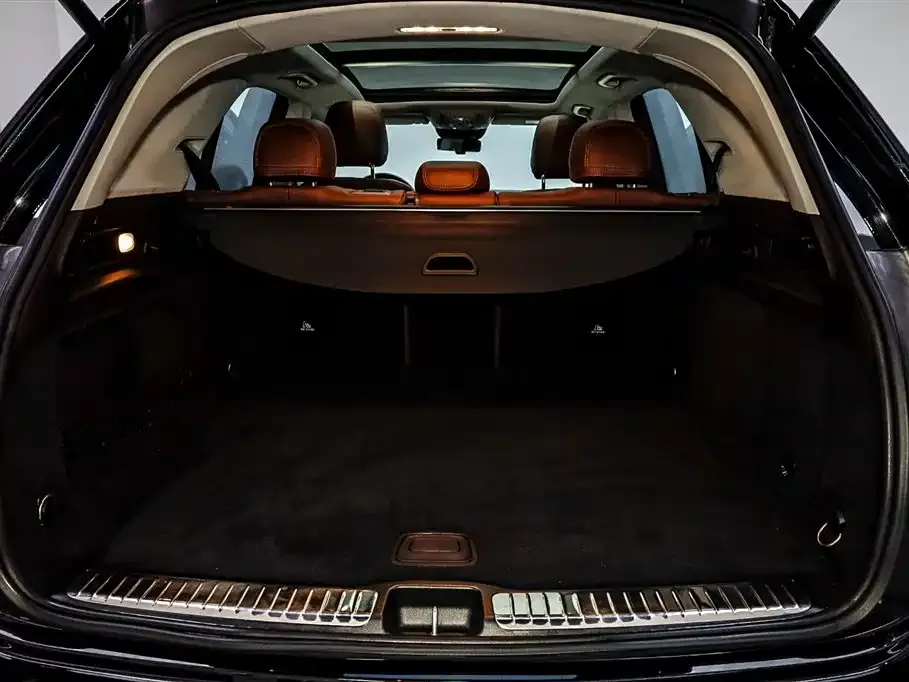 Mercedes-Benz GLE — фото 10