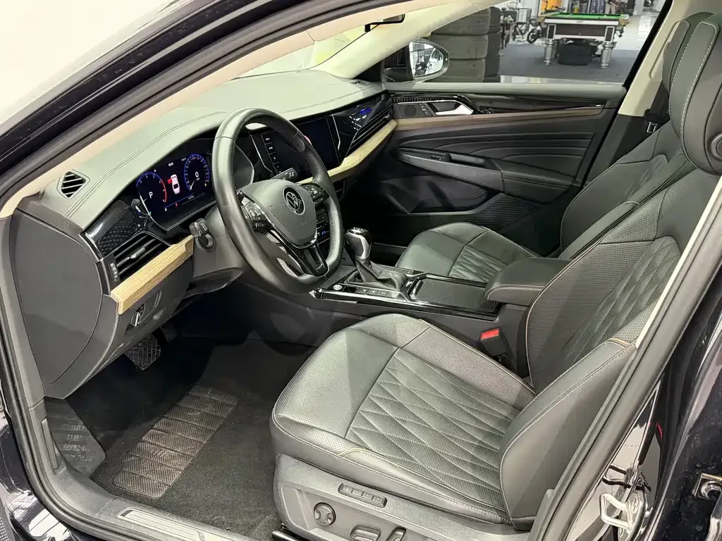 Volkswagen Passat — фото 9