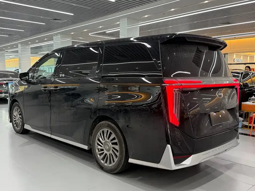 GAC Motor Trumpchi M8 — фото 3