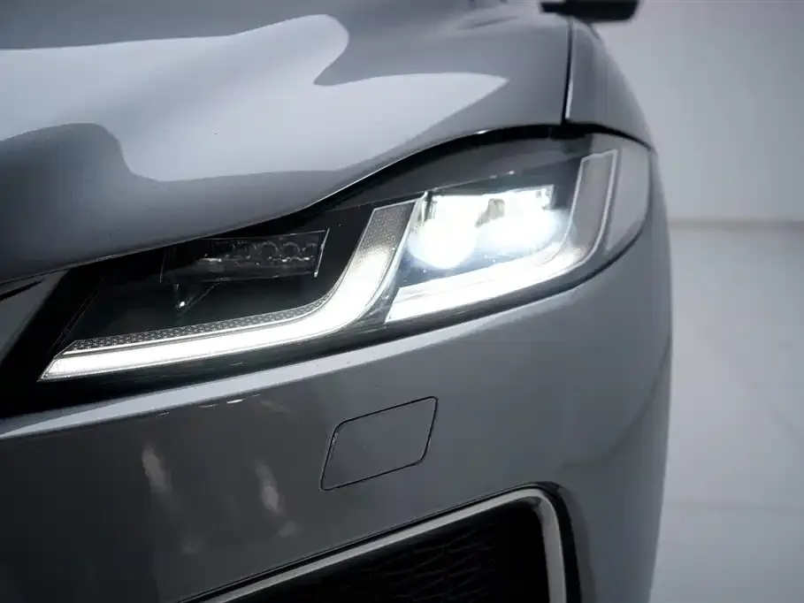 Jaguar F-PACE 2021 из CN, фото 4