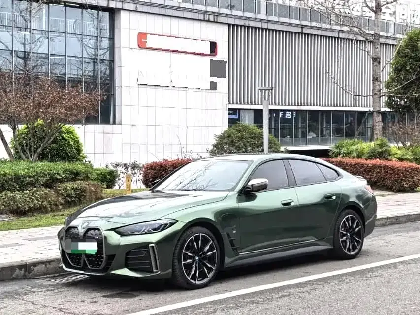 BMW i4 M