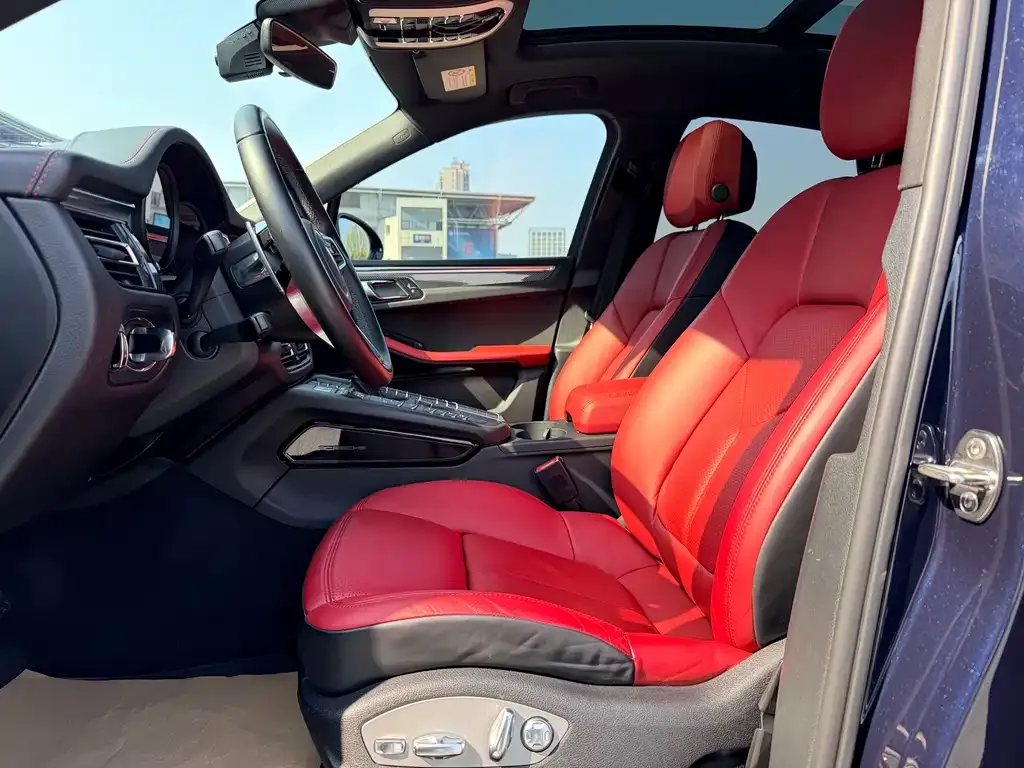 Porsche Macan 2021 из CN, фото 10