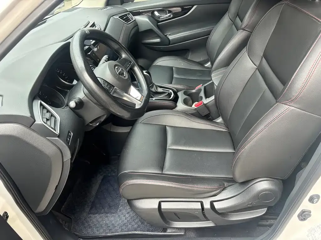 Nissan Qashqai — фото 5