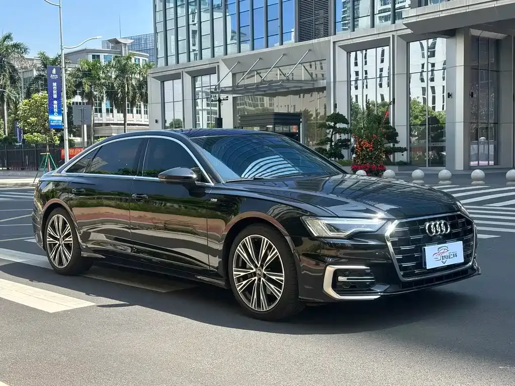 Audi A6L — фото 7