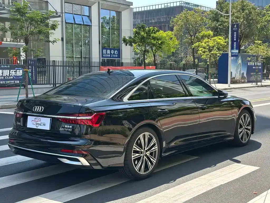 Audi A6L — фото 3