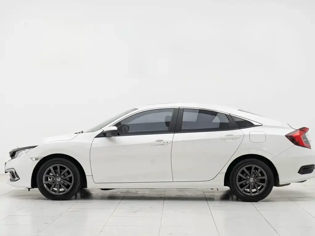 Honda Civic — фото 4