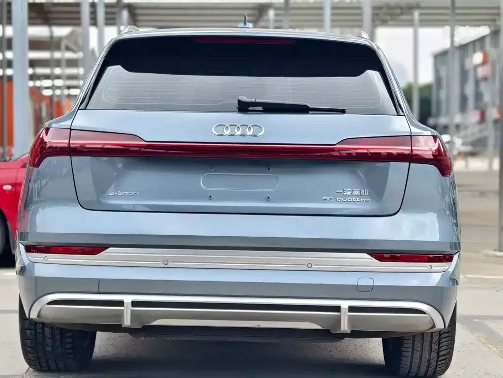 Audi e-tron 2025 из CN, фото 6