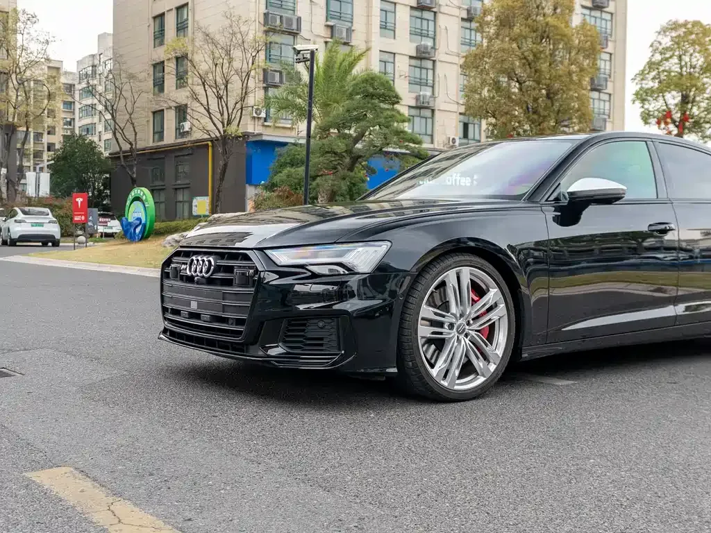 Audi S6 2022 из CN, фото 8