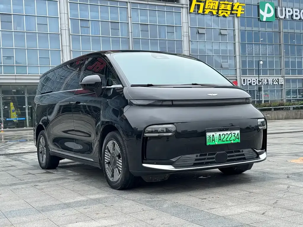 Geely Yizhen L380 2024 из CN, фото 8