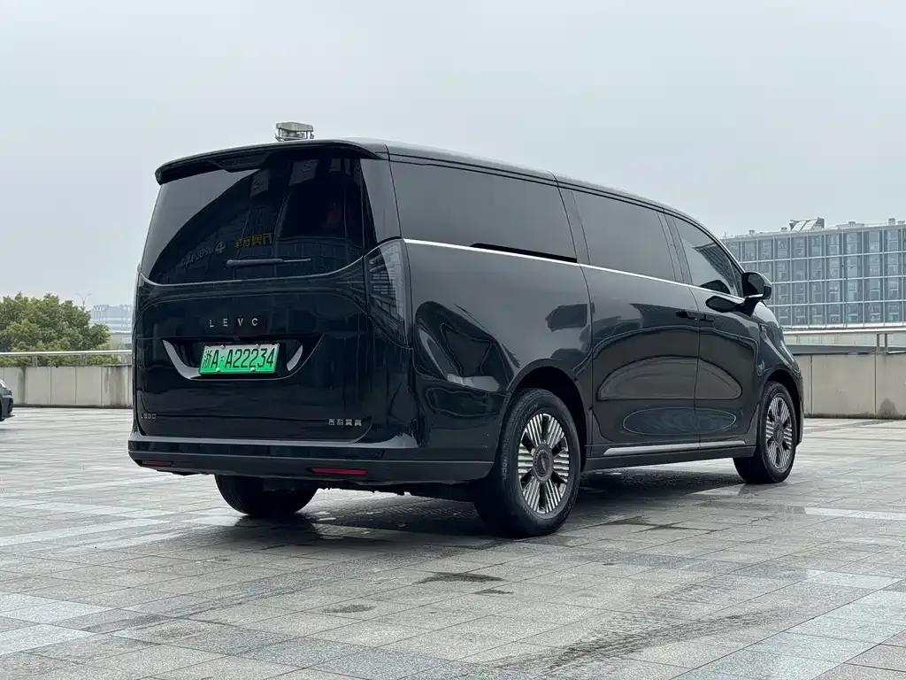 Geely Yizhen L380 2024 из CN, фото 6