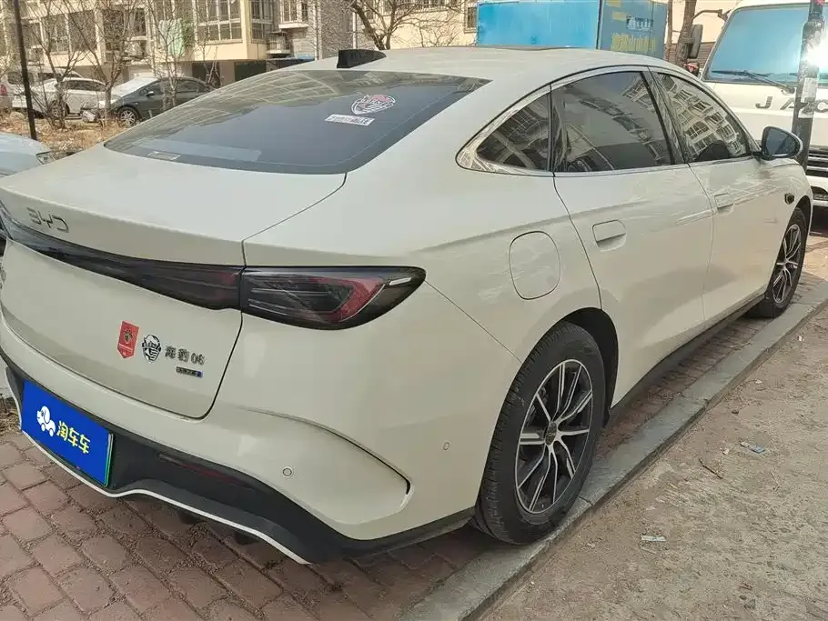 BYD Seal 06 DM-i Touring Edition — фото 10