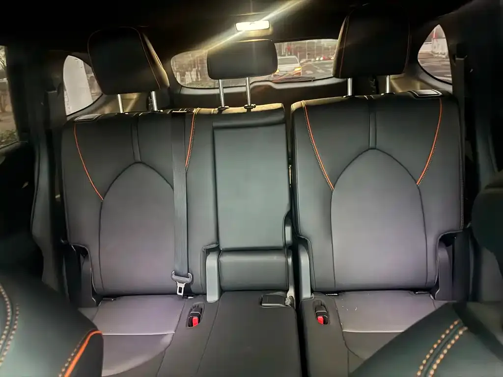 Toyota Crown Kluger 2025 из CN, фото 2