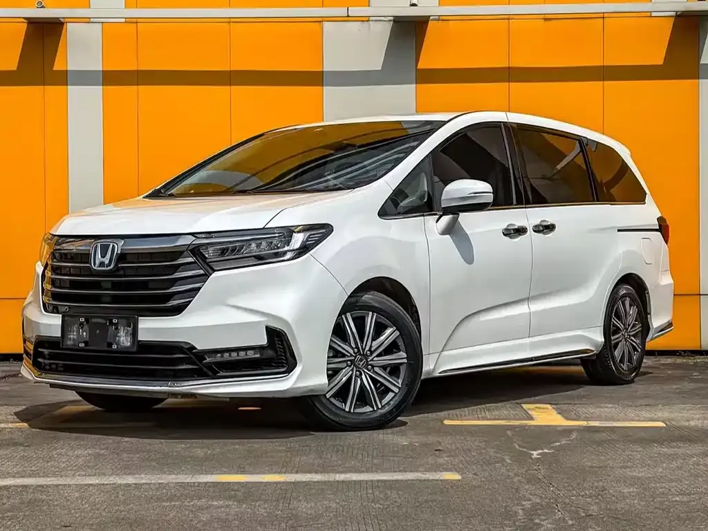 Honda Odyssey — фото 1