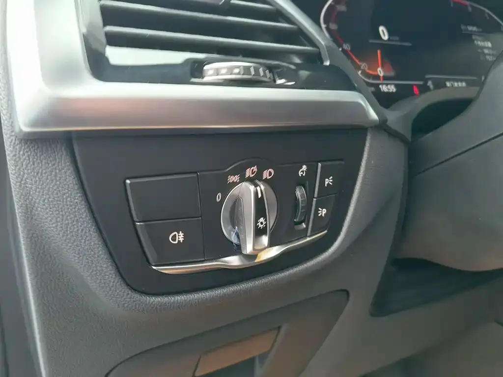 BMW X3 2021 из CN, фото 9
