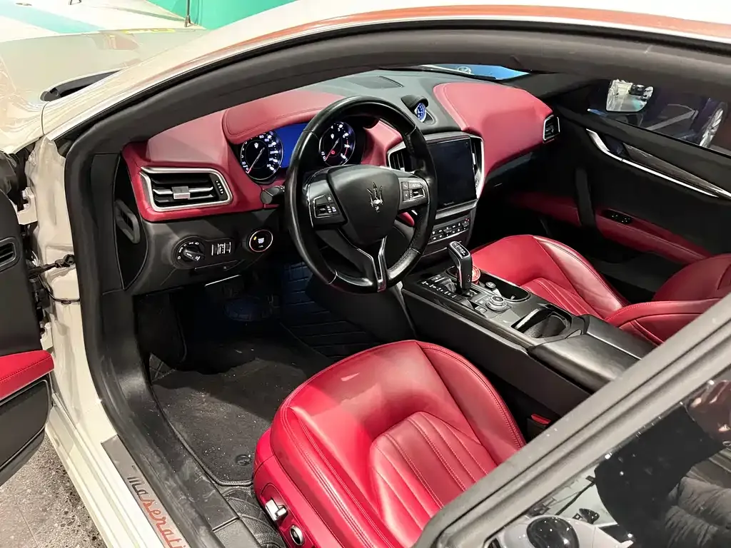 Maserati Ghibli — фото 5