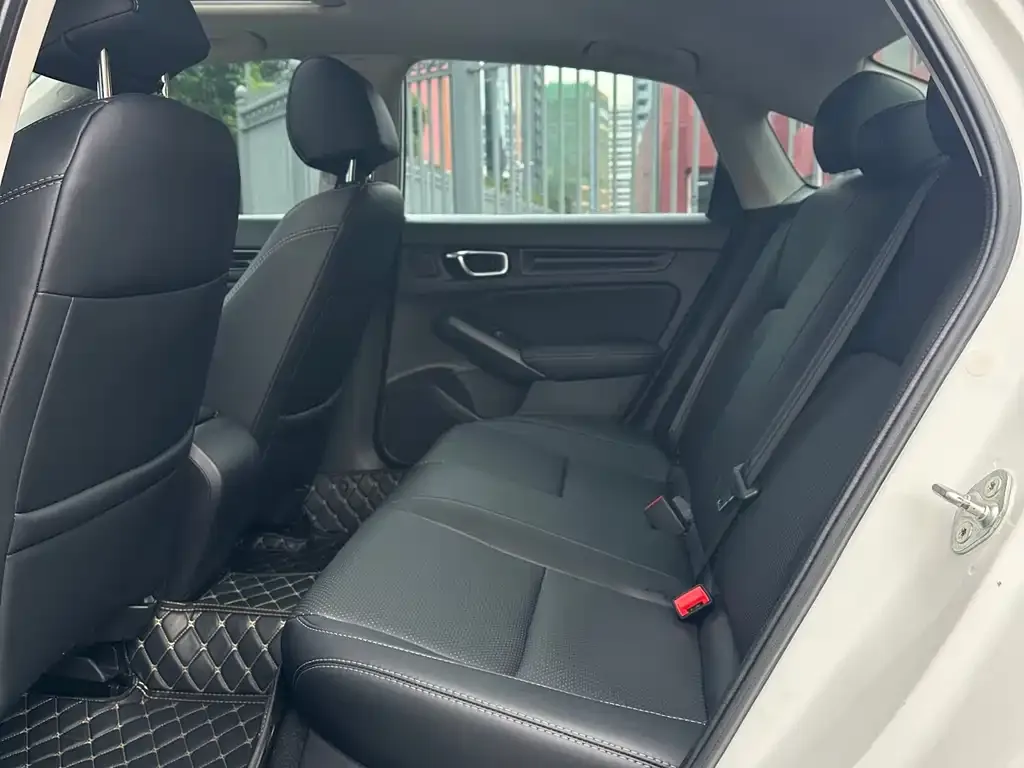 Honda Civic — фото 4