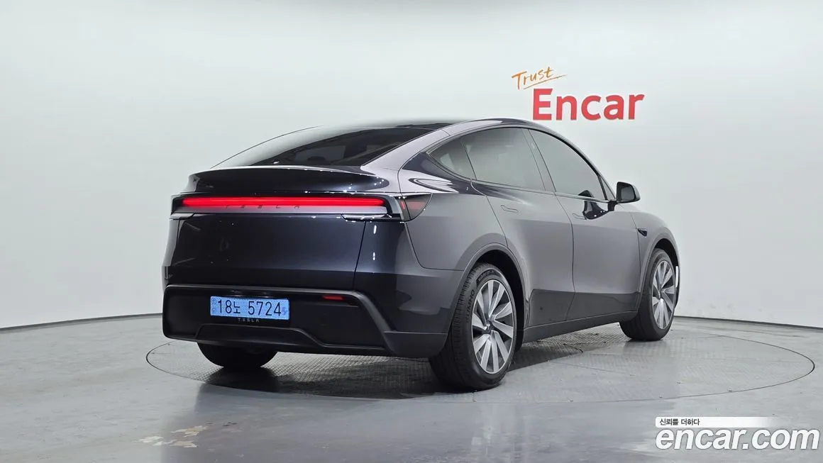 Tesla Model Y 2026 из KR, фото 3