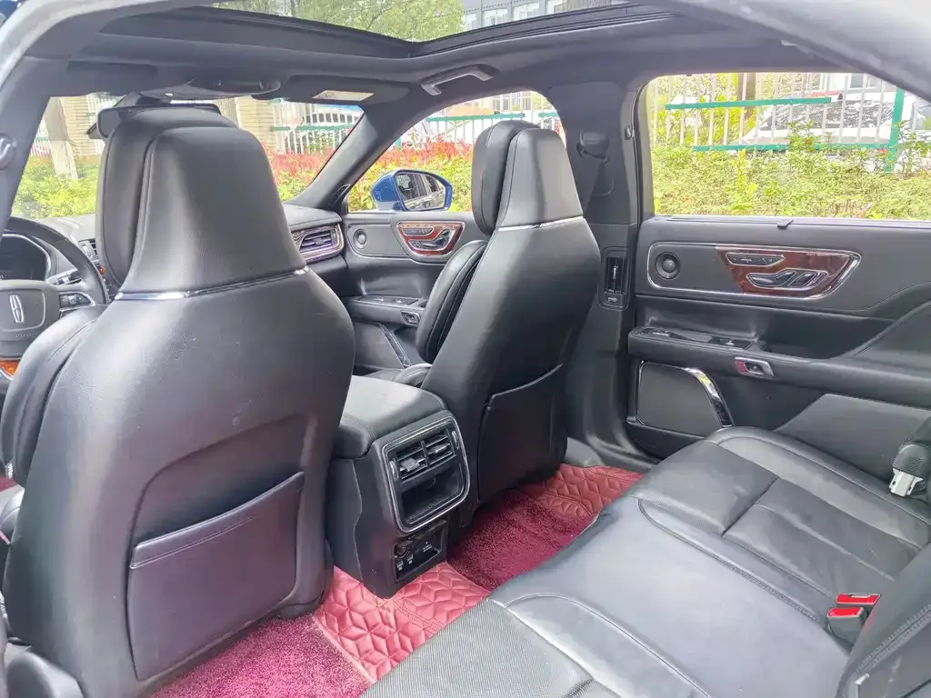 Lincoln Continental 2021 из CN, фото 2