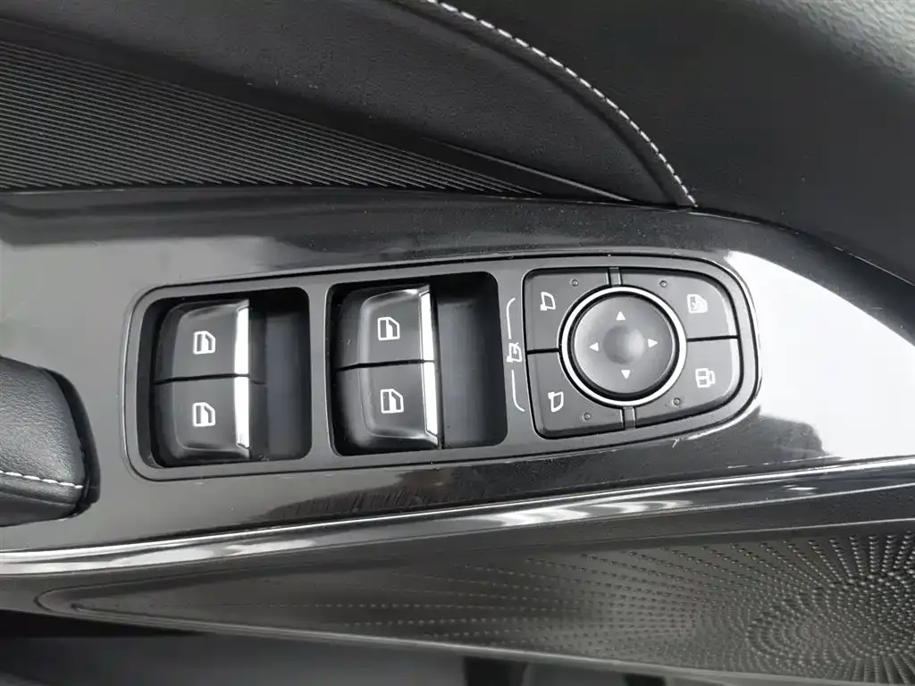 Haval H6 — фото 10