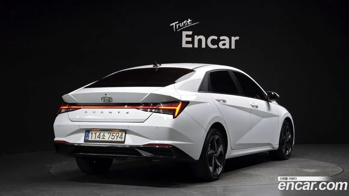 Hyundai AVANTE — фото 4