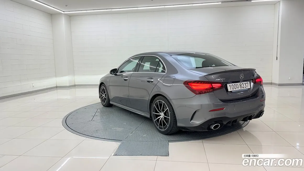 Mercedes-Benz A-Class — фото 9