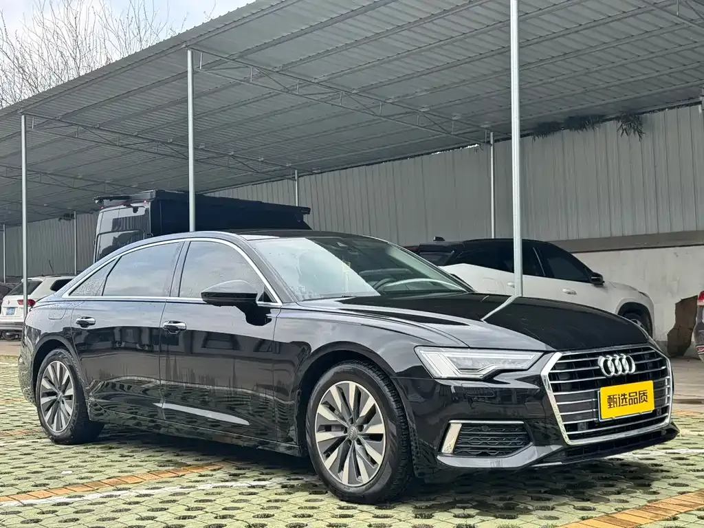 Audi A6L — фото 10