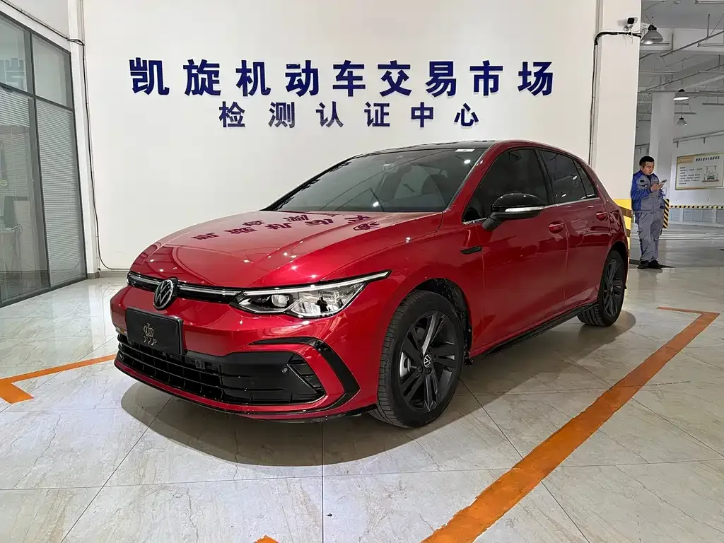 Volkswagen Golf 2021 из CN, фото 1
